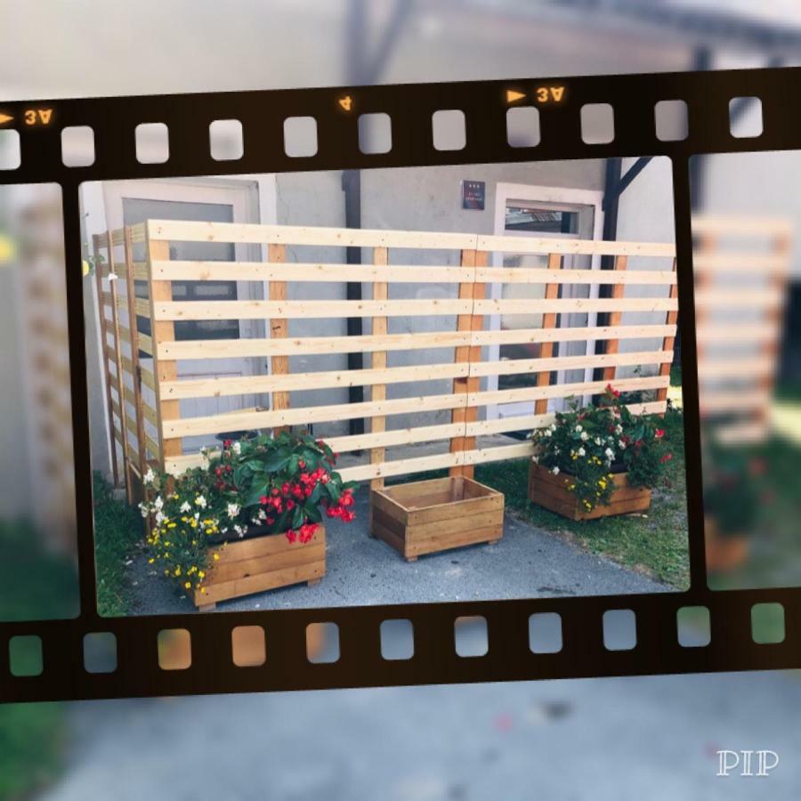 Studio Apartment Lost Огулин Экстерьер фото